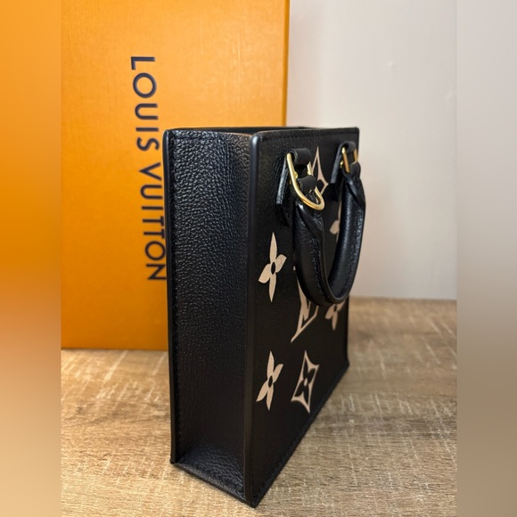 ❤️✨SOLD✨❤️Louis Vuitton Black Empreinte Mini Sac Plat Crossbody Giant Monogram - Picture 5 of 11